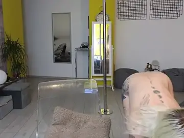 Stripchat Watch Live Sex Cams of Sarahcamsx