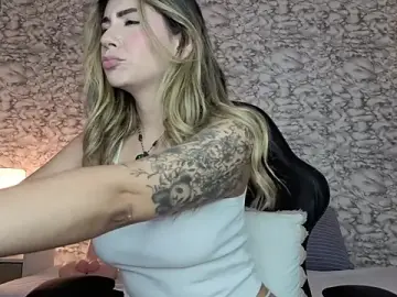 Stripchat Best live sex cam show of Isabella_Bliss