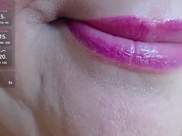 Stripchat Free Porn Cam of Kerly_Doll