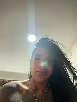Stripchat Free Porn Cam of Lu_Nardoni