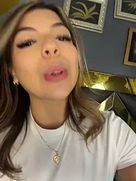Stripchat Live Sex Cam of AngelBlushXXX