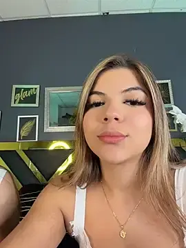 Stripchat Live Porn of AngelBlushXXX