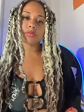 Stripchat Free Porn Cam of HaileyDiana