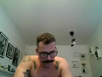 Stripchat Free Porn Cam of yanick931