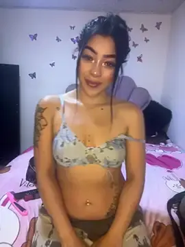 Stripchat Sex Cam of DAKOTA_SAKURA