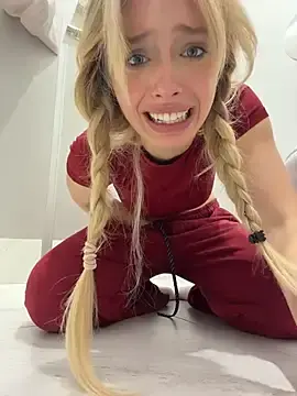 Stripchat Sex Chat of PollyLolly