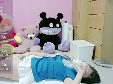 Stripchat Free Porn Cam of _usya_2525