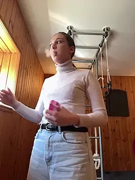 Stripchat Live Sex of CherryBombs-