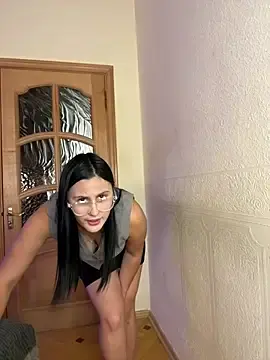 Stripchat Nude Webcam of CherryBombs-