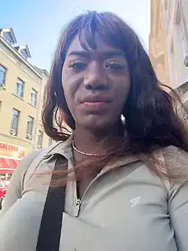 Stripchat Sex Cam of blackhotpartyts