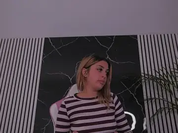 Stripchat Best Webcam of celineivory