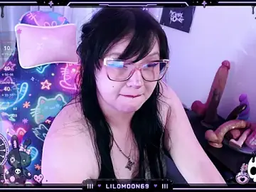 Stripchat Nude Webcam of LiloMoon69