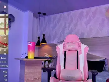 Stripchat Watch Live Sex Cams of kylliefox_