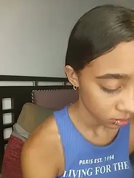 Stripchat Adult Webcam of Zoe_Sweett18