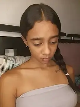 Stripchat Watch Live Sex Cams of Zoe_Sweett18