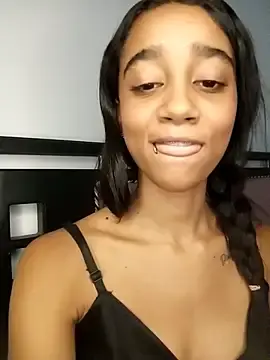 Stripchat Sex Cam of Zoe_Sweett18