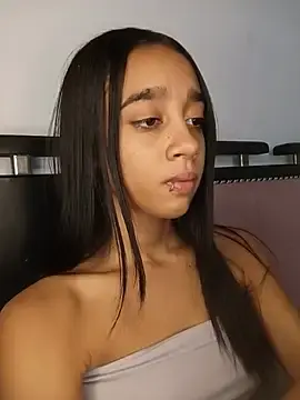 Stripchat Sex Cam of Zoe_Sweett18