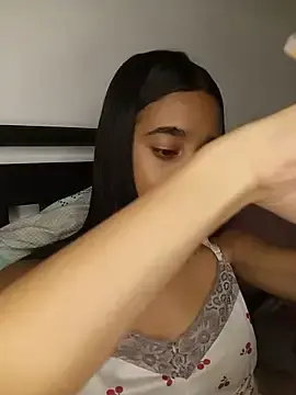 Stripchat Live Sex Cam of Zoe_Sweett18