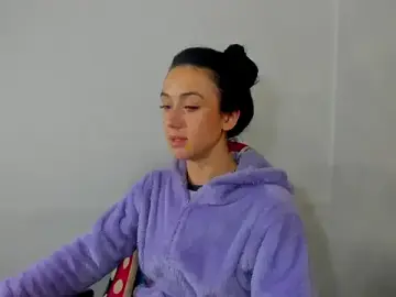 Stripchat Live Sex of Amy_Kobold3