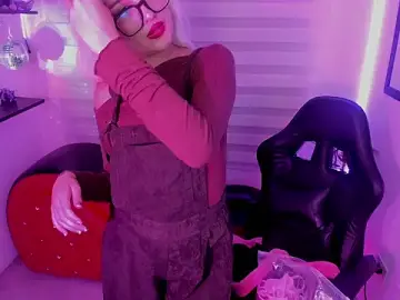 Stripchat Live Sex Cam of Isa_Bonny_