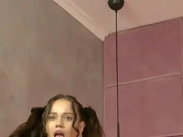 Stripchat Sex Chat of LunnaHayes
