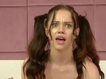 Stripchat Best Webcam of LunnaHayes