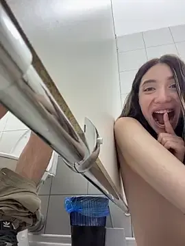 Stripchat Free Porn Cam of BallerinaCappuccino_