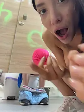 Stripchat Sex Chat of BallerinaCappuccino_