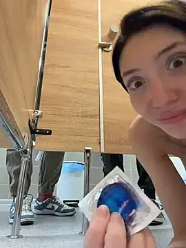Stripchat Watch Live Sex Cams of BallerinaCappuccino_