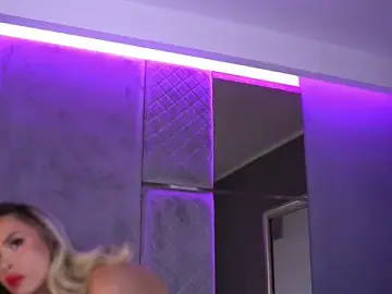 Stripchat Sex Cam of SelenaFrost