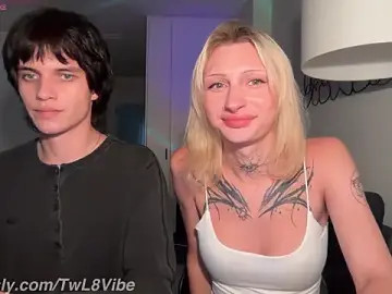 Stripchat Adult Webcam of twl8vibe