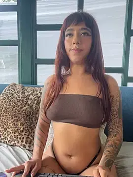 Stripchat Best Webcam of AliceMrtnz