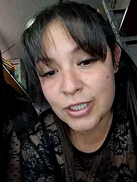 Stripchat Free Porn Cam of Isa_bella95