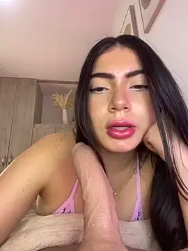 Stripchat Free Live Porn of Mia_222