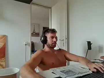 Stripchat Adult Webcam of alpha-hunk