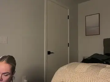 Stripchat Live Sex of ElenaErickson