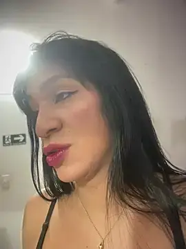 Stripchat Adult Webcams of Ashly_Miller