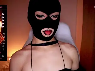 Stripchat Best live sex cam show of Bigfemblue