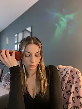 Stripchat Nude Webcam of Mia_Ethan