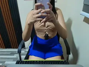 Stripchat Sex Cam of Sexy_clever18xx