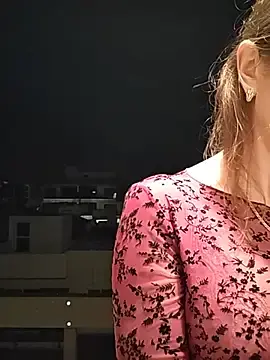 Stripchat Sex Cam of irresistibelle