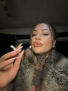 Stripchat Best Webcam of krysstal003