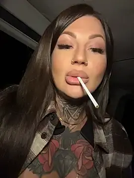 Stripchat Watch Live Sex Cams of krysstal003