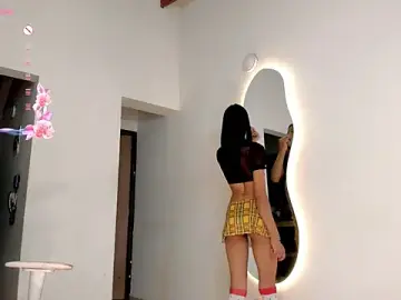 Stripchat Free Porn Cam of Nicol_ofi24