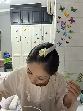Stripchat Live Sex Cam of yuanpu0925