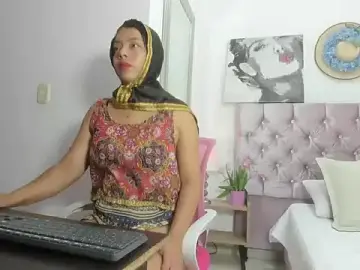 Stripchat Sex Chat of HannaKayleigh
