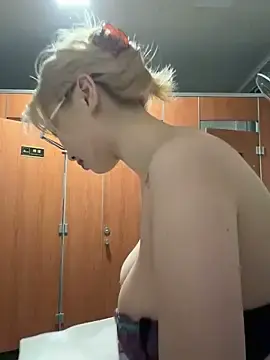 Stripchat Live Sex Cam of JUJU0616