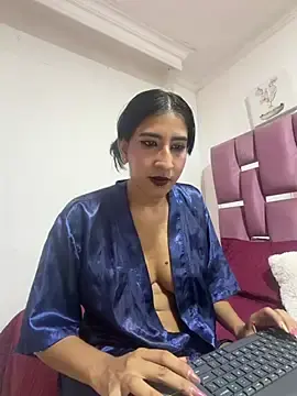 Stripchat Best live sex cam show of Violet_rousse7