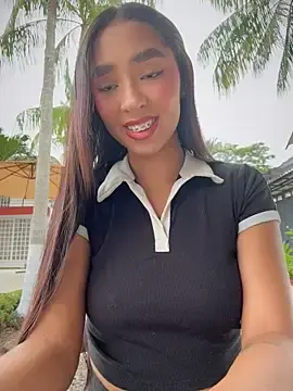 Stripchat Watch Live Sex Cams of sofi-jimenez