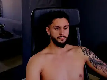 Stripchat Private Sex Chat of TroyWadee